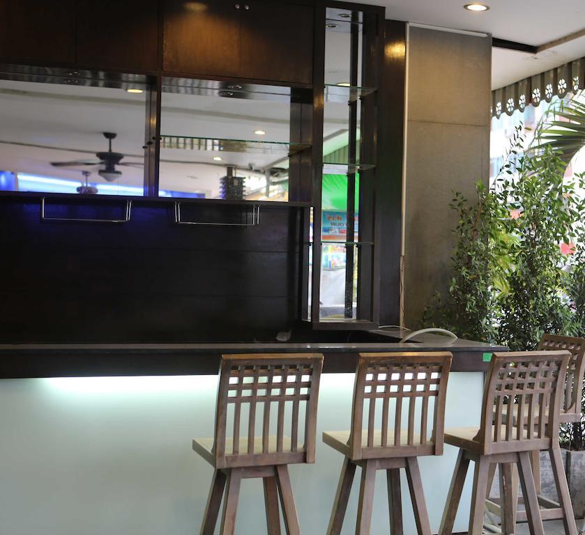 Good Nice 2 Guesthouse Patong Екстериор снимка